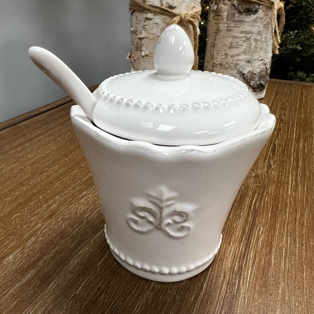 Anthropologie Fleur De Lys Sugar Pot